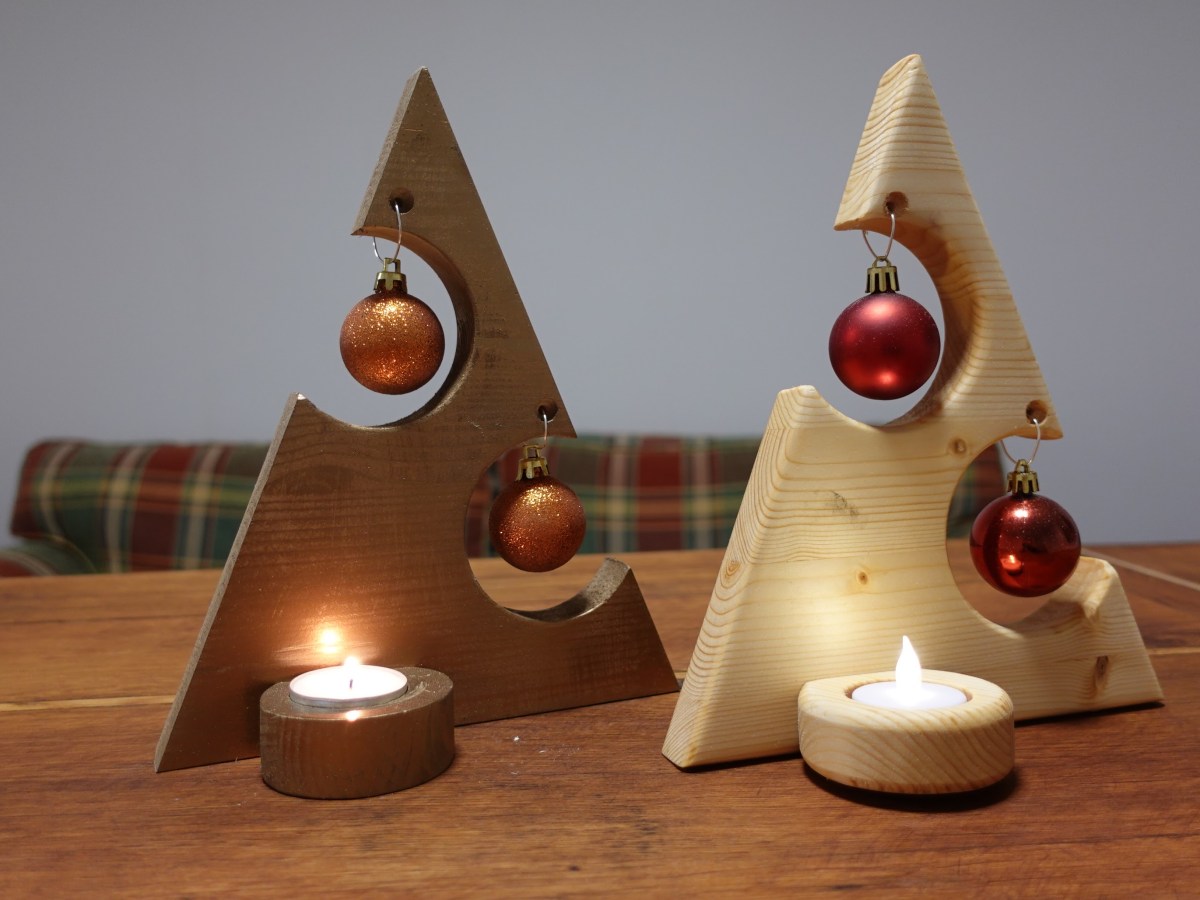 Deko Weihnachtsbaum mit&nbsp;Kugeln